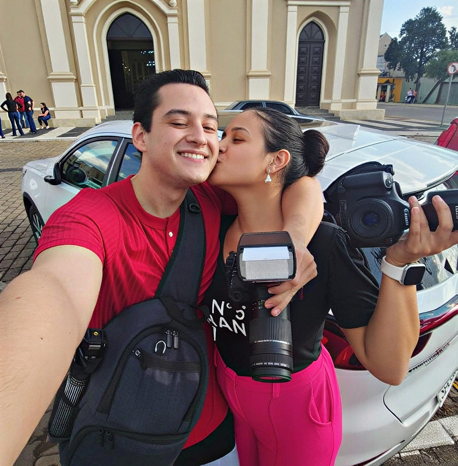 Adriel de Oliveira e Juliana Becher